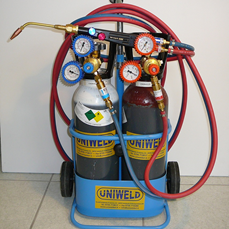 immagine illustrativa kit 5 litri ossigeno e acetilene